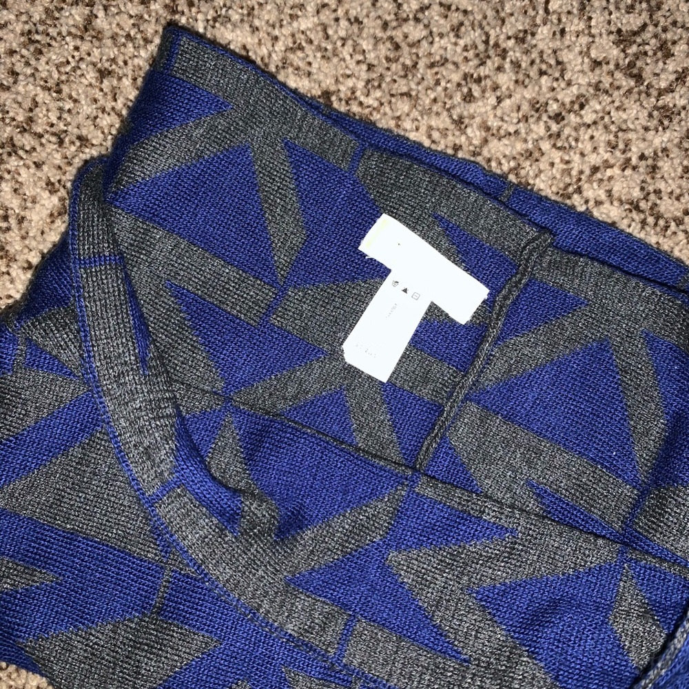 Michael Kors Scarf - Picture 2 of 3